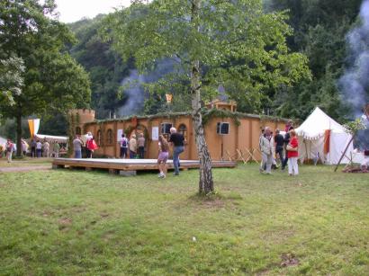 Das wiederauferstandene B�schfelder Schloss